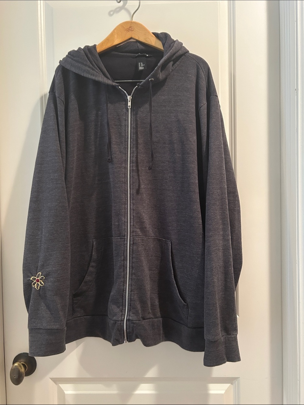 H&M Basic Embroidered Flower Heathered Gray ZipUP Hoodie Sweatshirt Jacket XXL